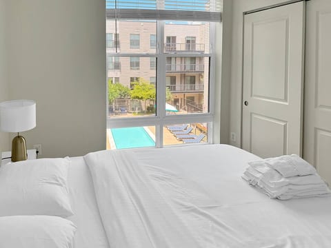 Bedroom #2 | Queen Bed | Pool View