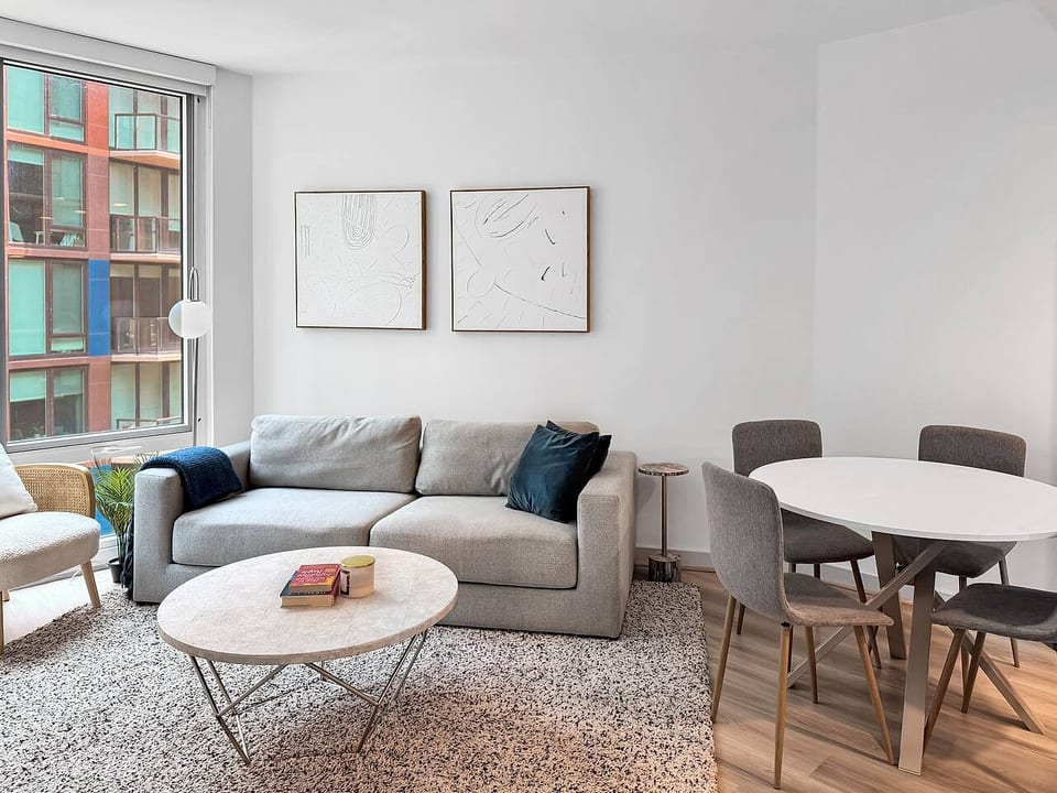 Blue Oak Escape 2BR| Navy Yard | Amenities + Views - Washington