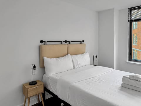 Bedroom #2 | Queen Size Bed