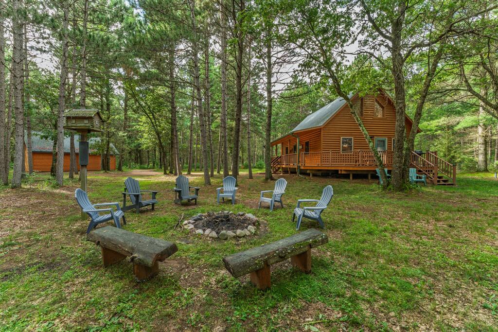 whispering-pines-and-shouting-rocks/