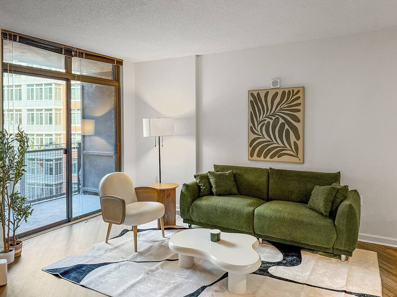 Calm Olive + Oak 2BR | Metro Walk| Capital Views