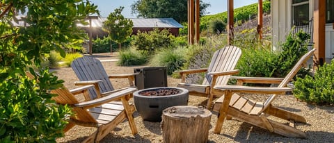 Your own fire pit and front seating area.