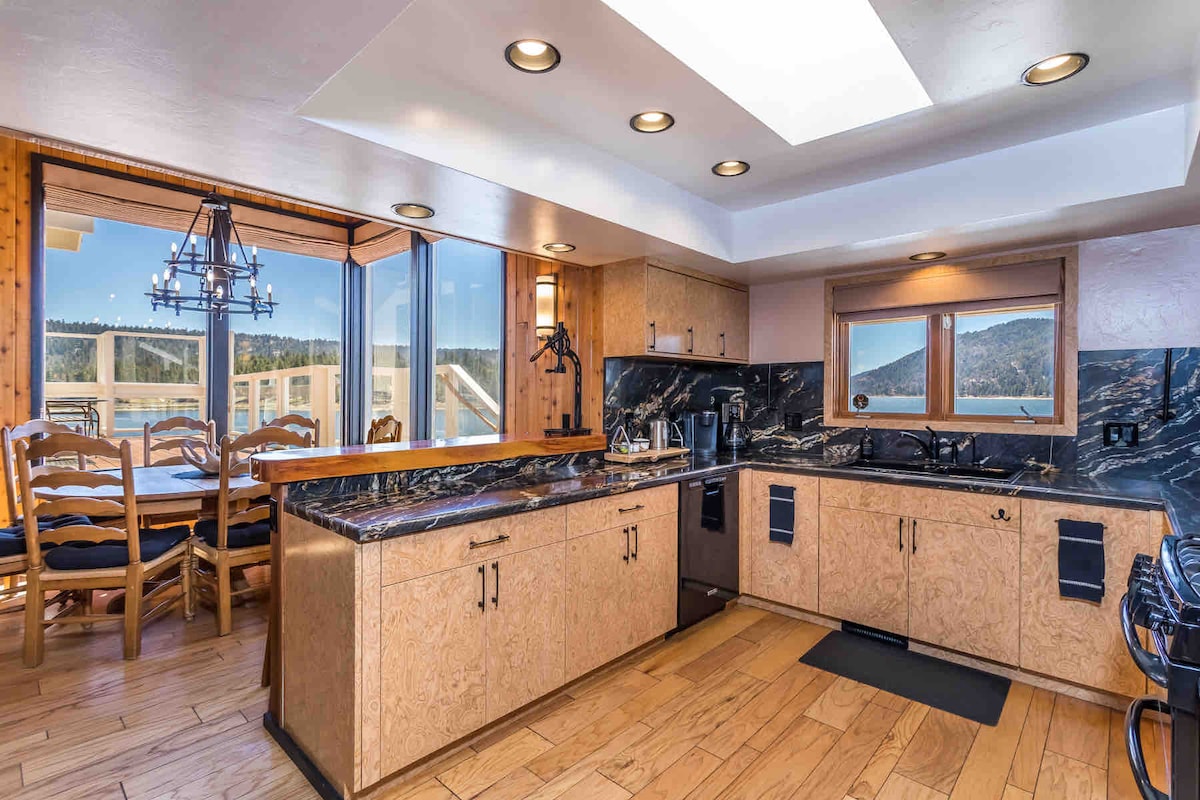 deep-water-lakefront-home.-sunset-views./