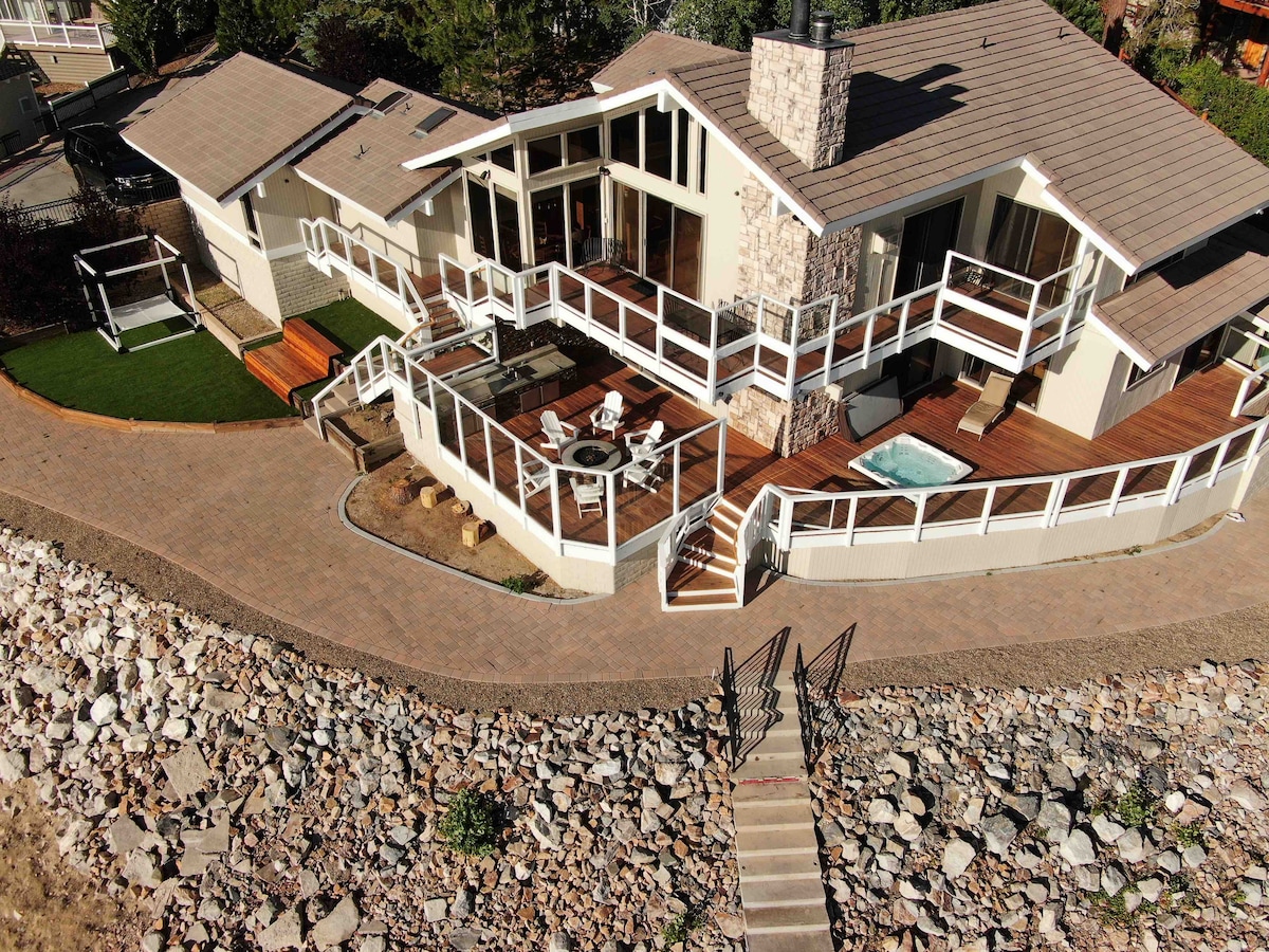 deep-water-lakefront-home.-sunset-views./