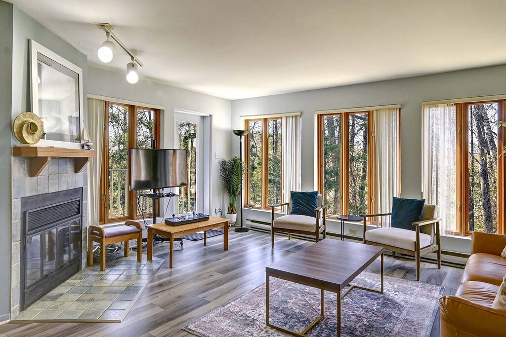 elegant-tremblant-escape-or-steps-to-adventure/