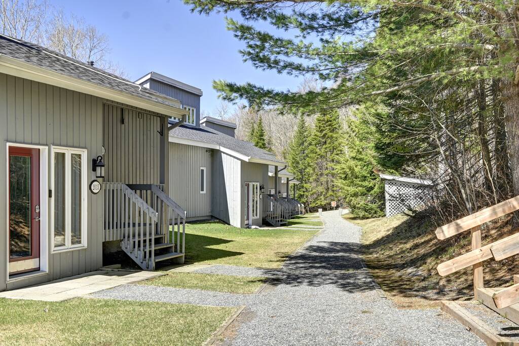 tremblant-mountain-stay-or-free-wi-fi-and-parking/