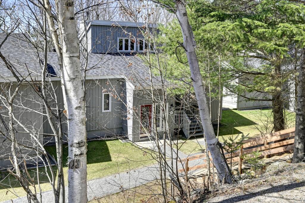 tremblant-mountain-stay-or-free-wi-fi-and-parking/