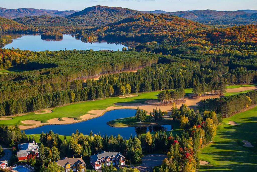 tremblant-mountain-stay-or-free-wi-fi-and-parking/