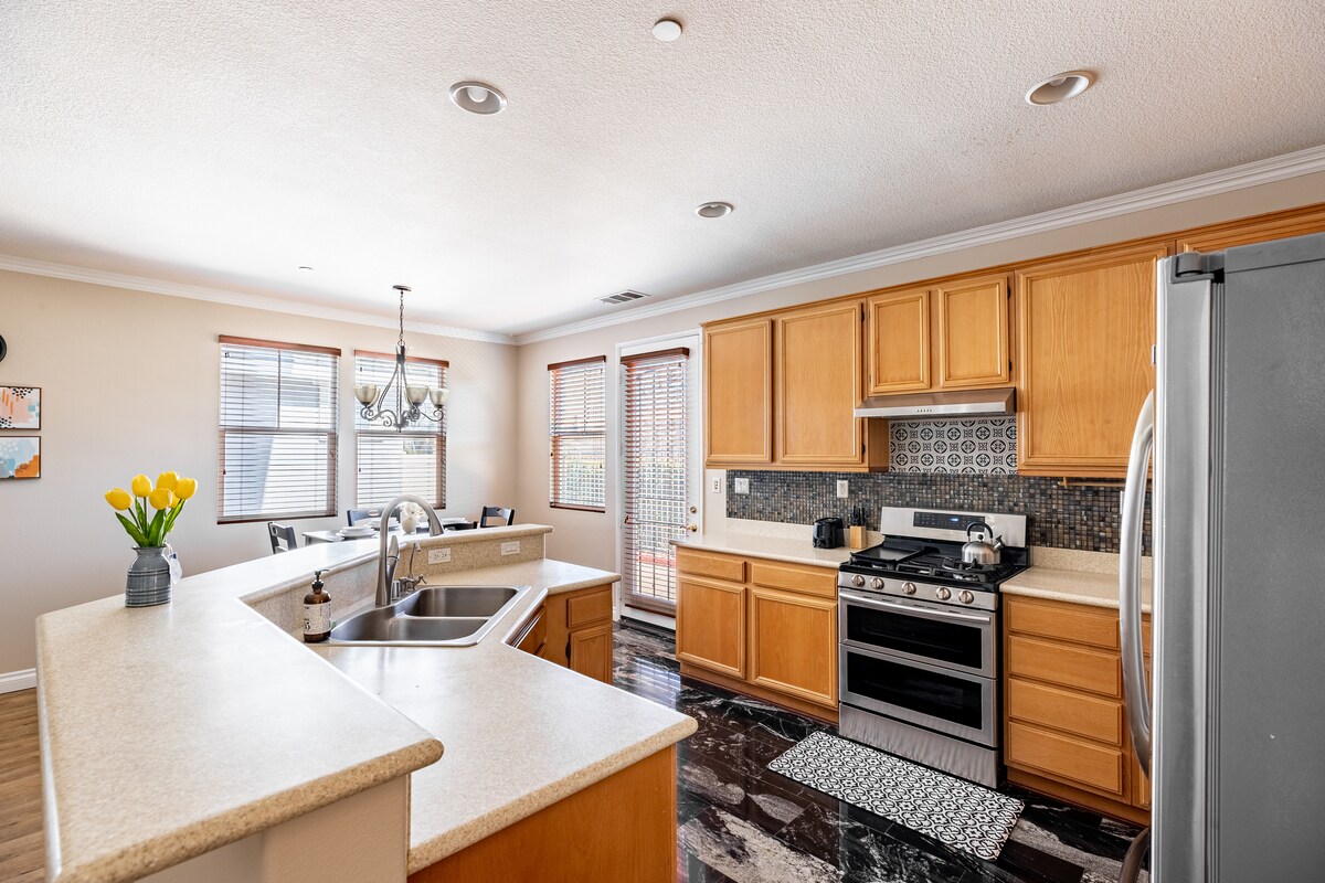 blue-zone-home-with-ev-charger/