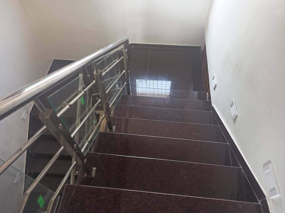 room-in-the-bungalow/