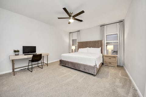 Lux Stay with Huge Bedrooms + Walking Trail Access image 4