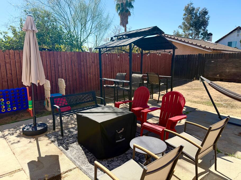 casa-saguaro-dual-master-home/