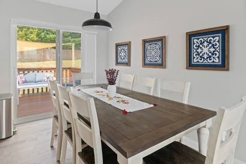 The Gathering Place: 5bed Family Friendly near ARK