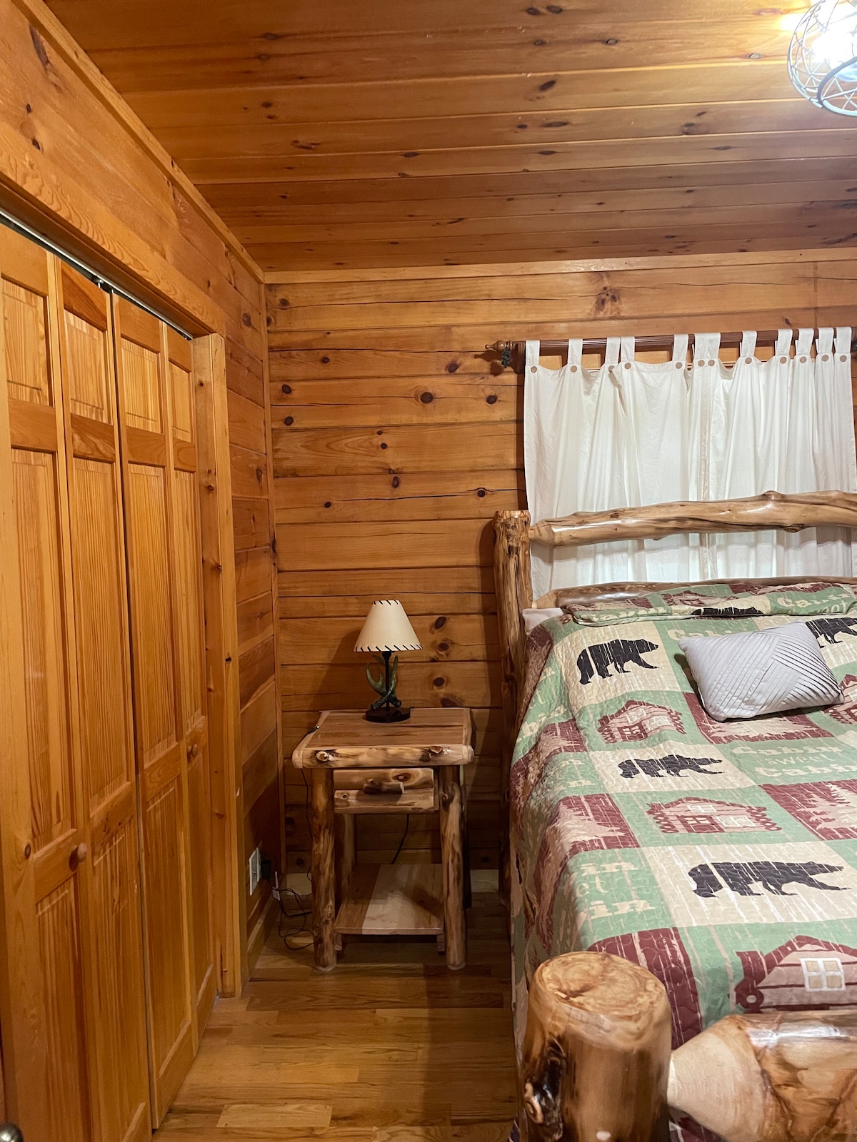 woodland-serenity-retreat-alpenhaus/