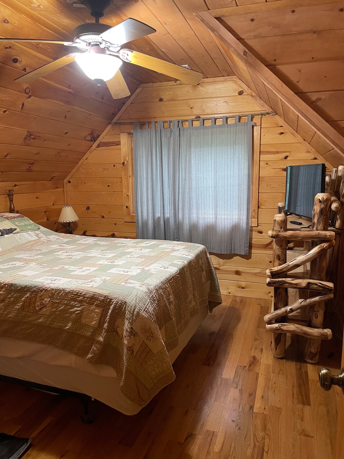 woodland-serenity-retreat-alpenhaus/