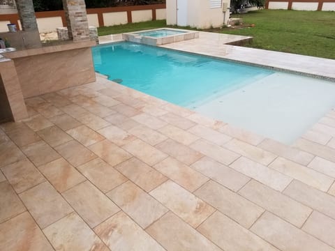 Beach house with pool, A/C, WiFi, cable, Salinas PR image 1