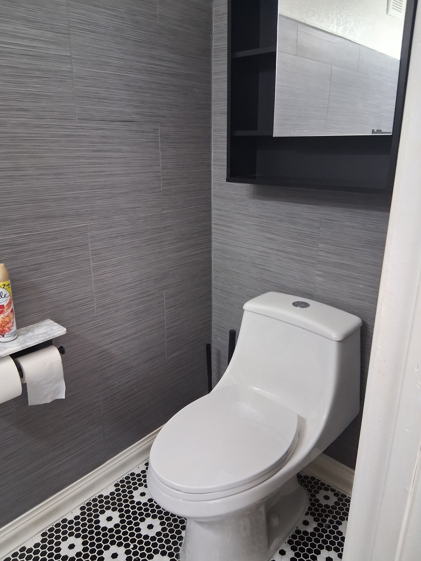 townhome-near-top-golf-and-texas-health-dallas/