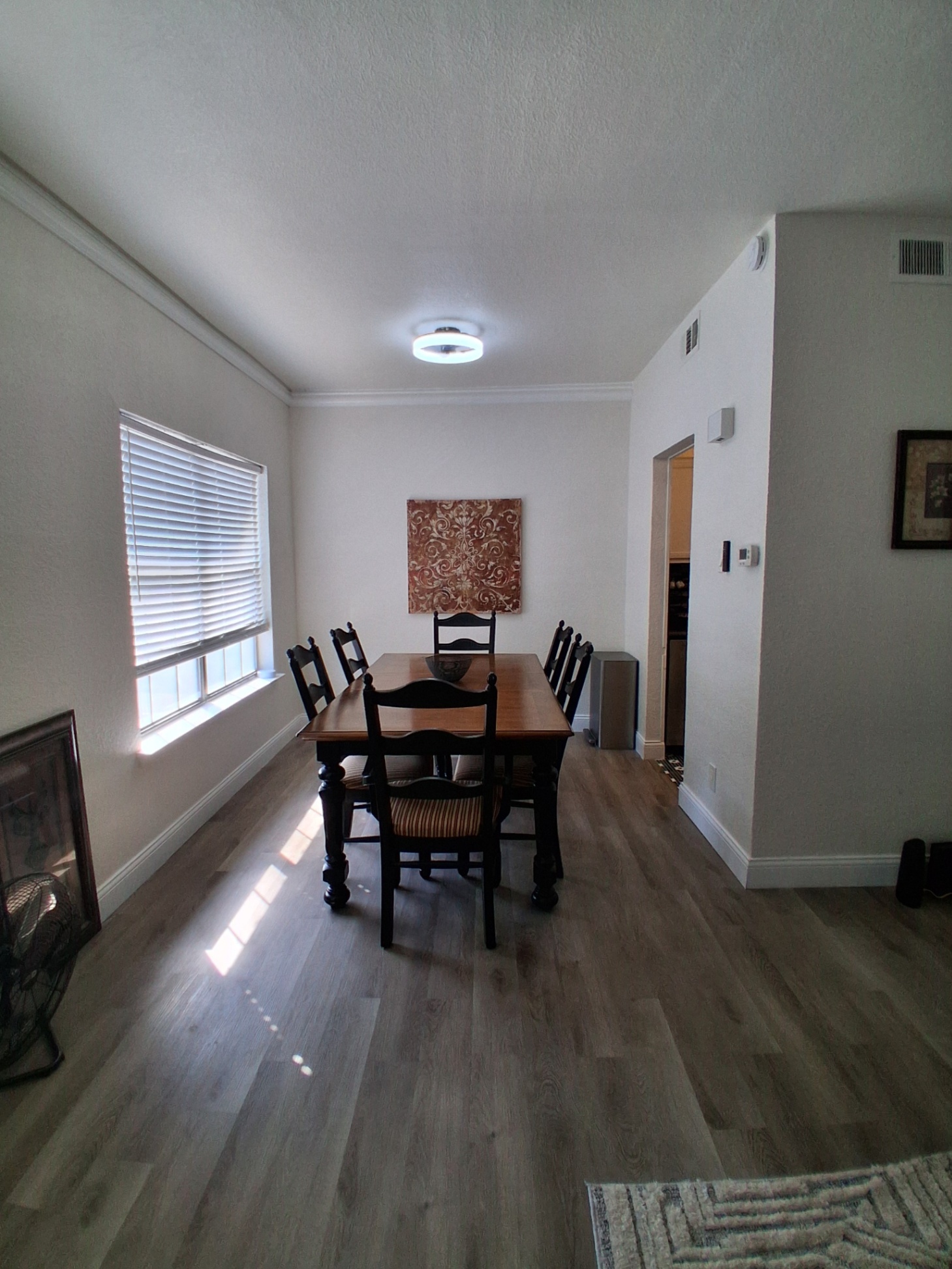 townhome-near-top-golf-and-texas-health-dallas/