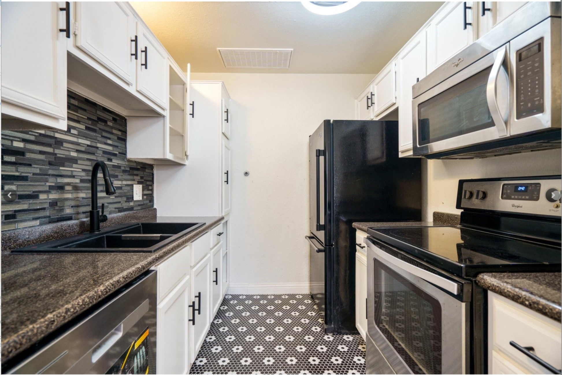 Townhome near Top Golf and Texas Health Dallas