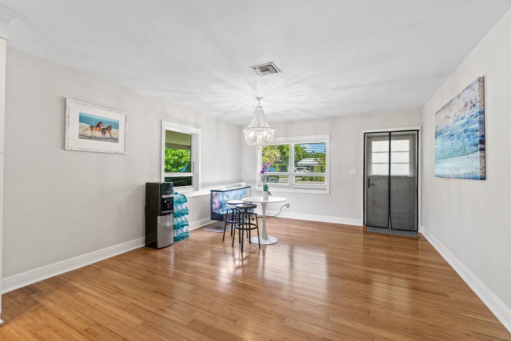 *-delray-beach-escape-with-modern-style-and-comfort-or-delray-beach-home/