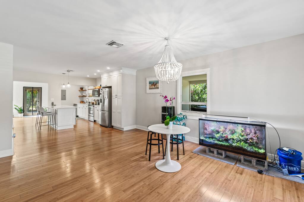 *-delray-beach-escape-with-modern-style-and-comfort-or-delray-beach-home/