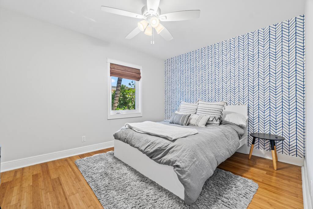 *-delray-beach-escape-with-modern-style-and-comfort-or-delray-beach-home/