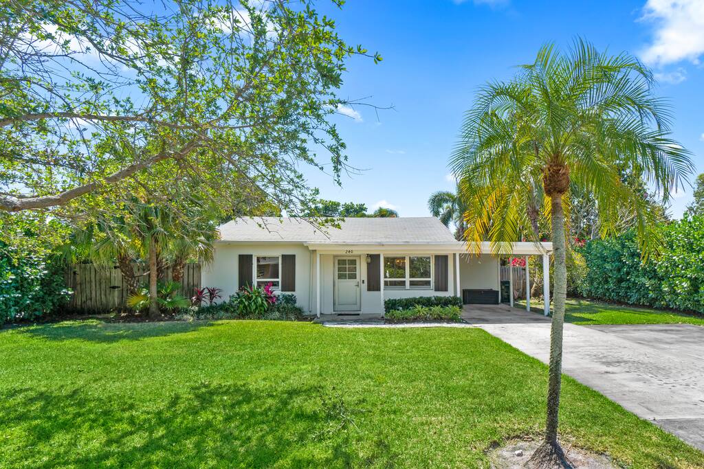 *-delray-beach-escape-with-modern-style-and-comfort-or-delray-beach-home/