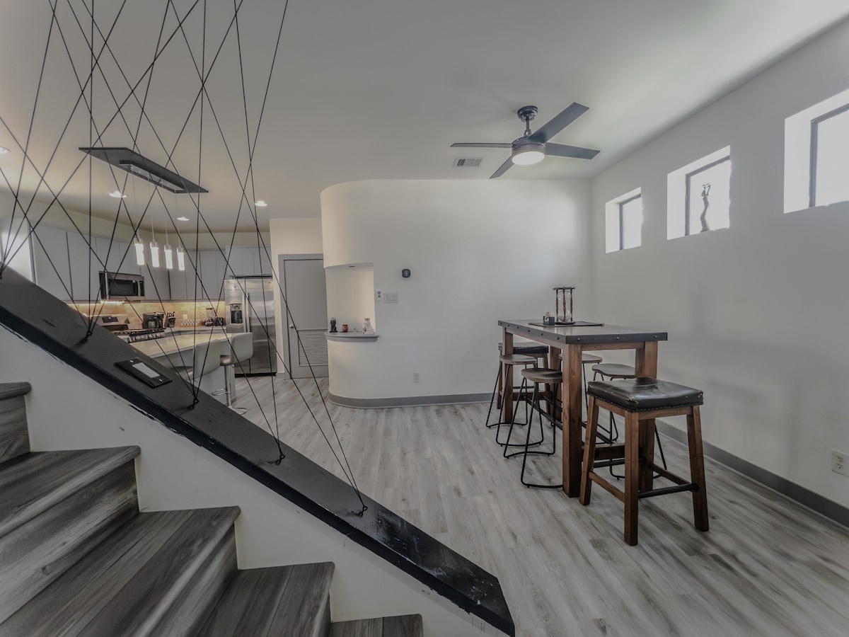 Open concept dining area