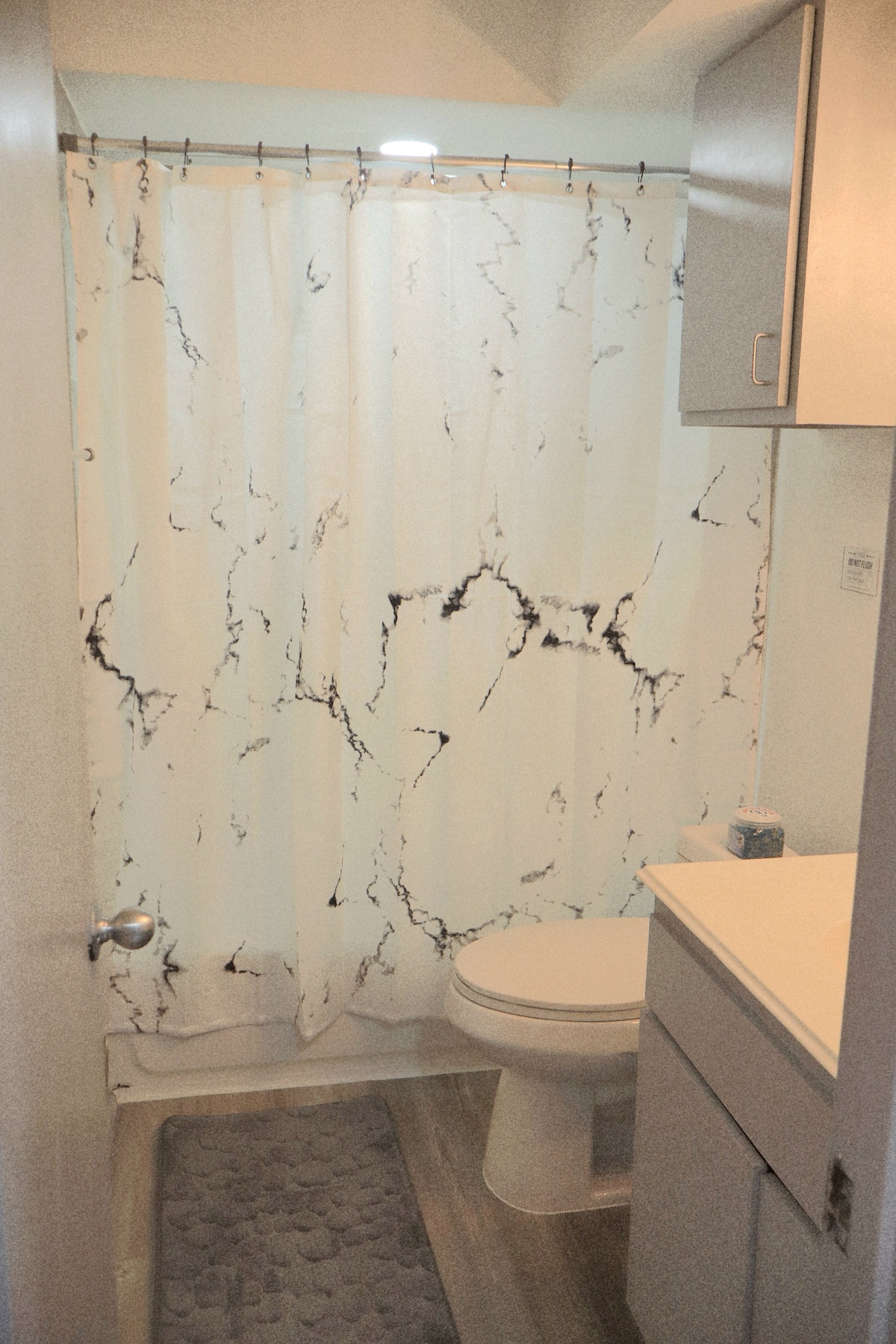 Luxury Home-near NRG, MedCenter, Downtown & Uptown image 24