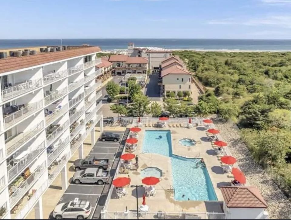LaQuinta Towers