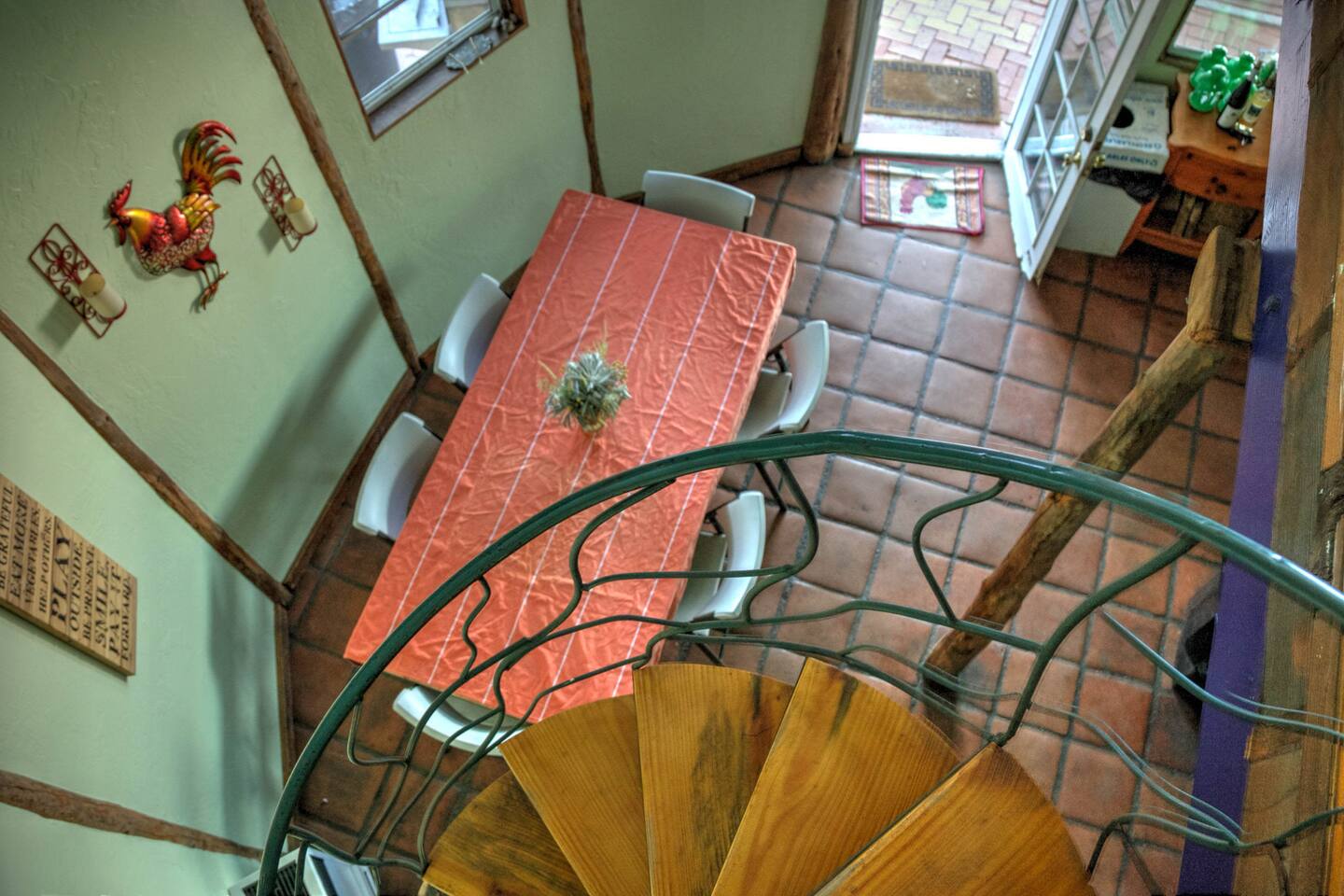 historic-rustic-cabin-w-spectacular-views/