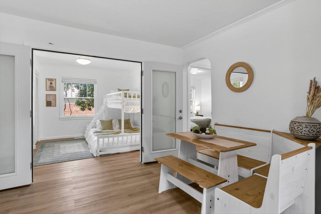 garden-home-estate-or-two-kitchens/