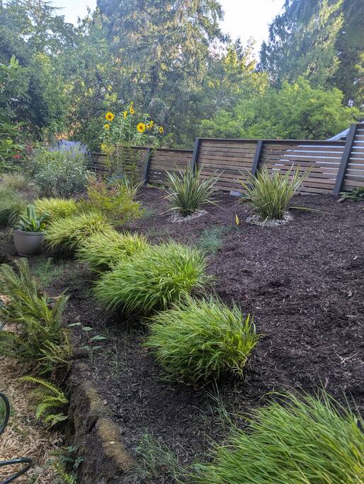 mid-mod-urban-retreat-10-mins-to-downtown-pdx/