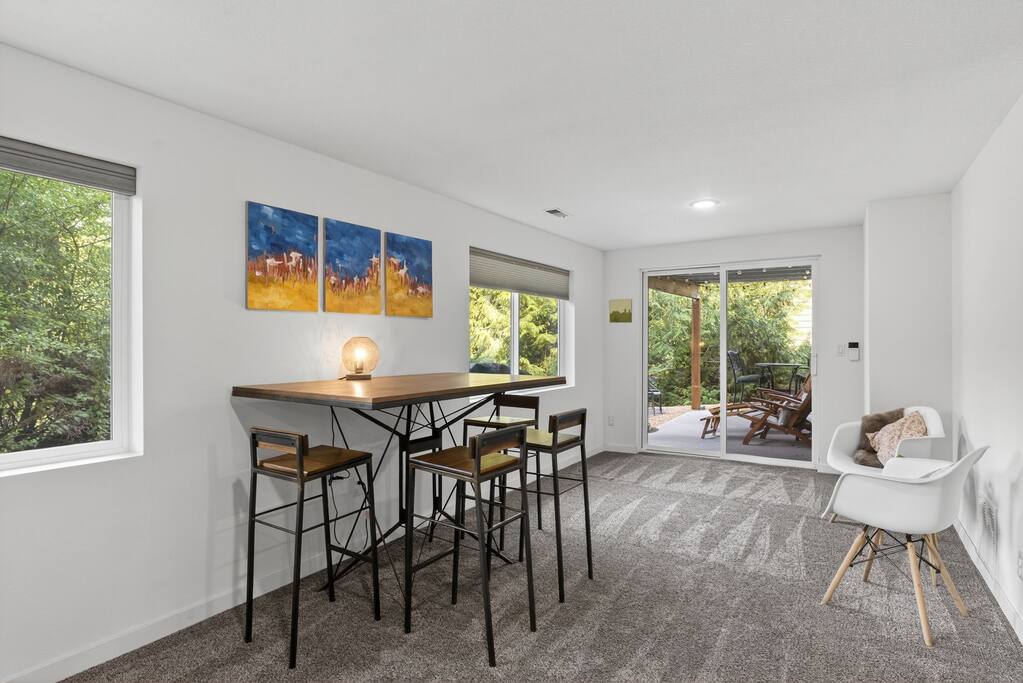 modern-urban-retreat-or-game-room/