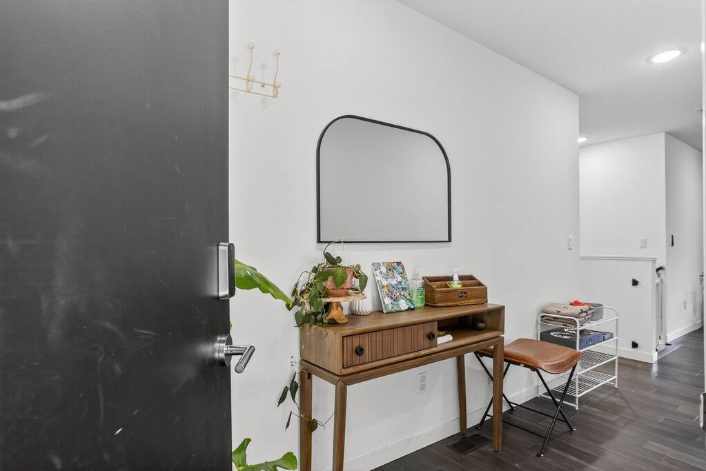 modern-urban-retreat-or-game-room/