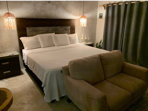 Room Nidia, cozy and stylish room in Casa Samar. image 2