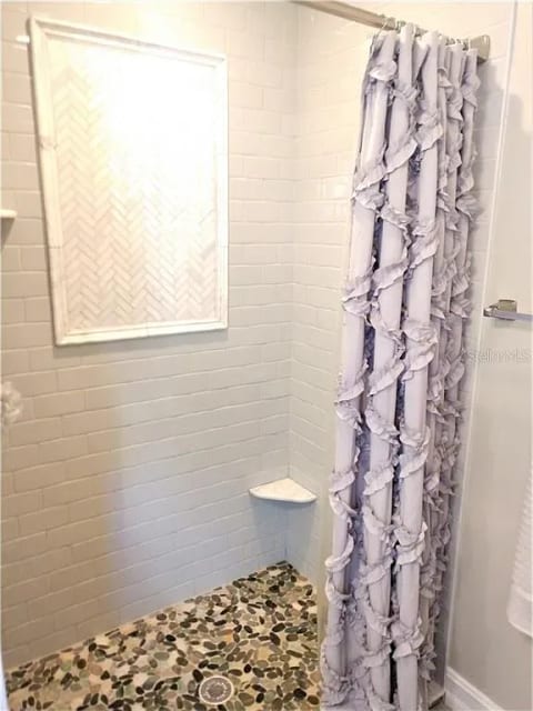 Master Bath walk in shower