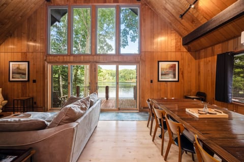 Loon's Lakehouse