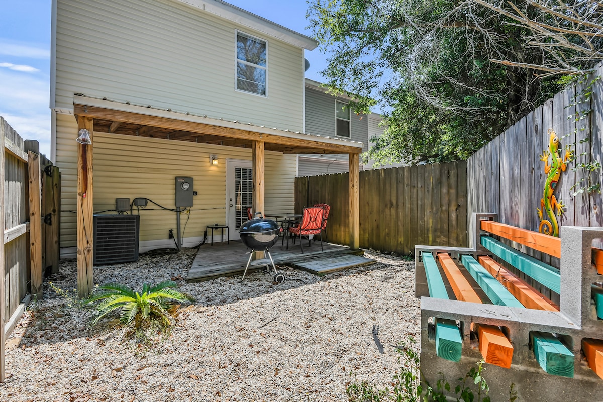 3bed/3bath(17)Townhouse Gulfport/Biloxi near Beach image 1