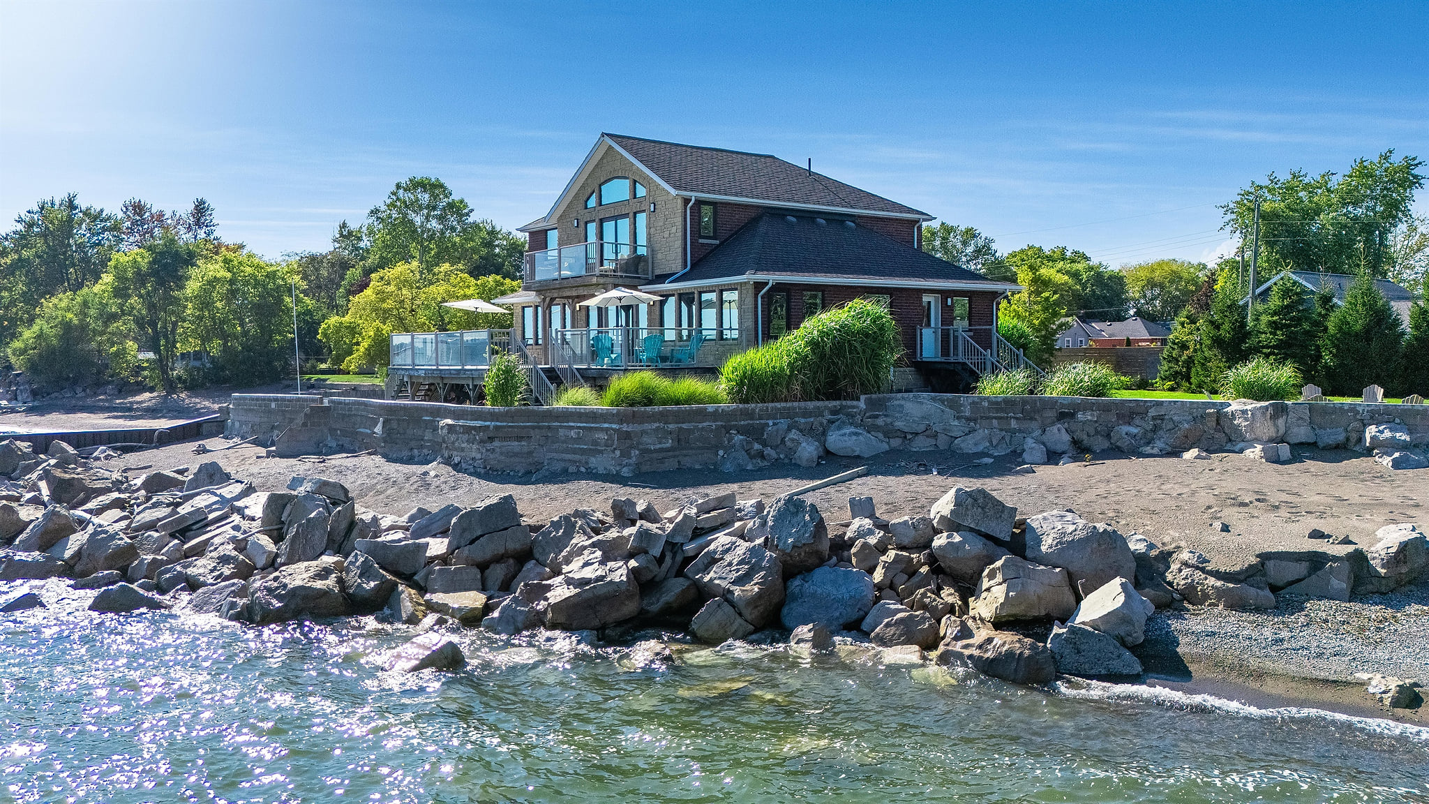 The Glasswater Lake Estate