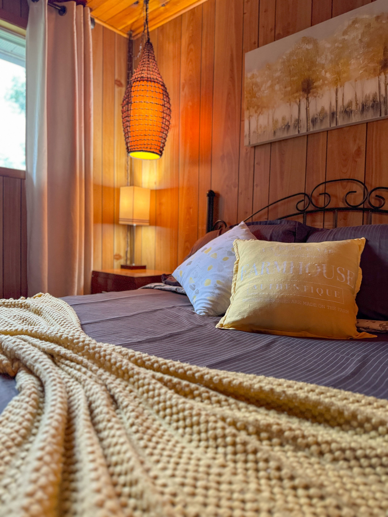 le-heron-waterfront-lake-nominingue/