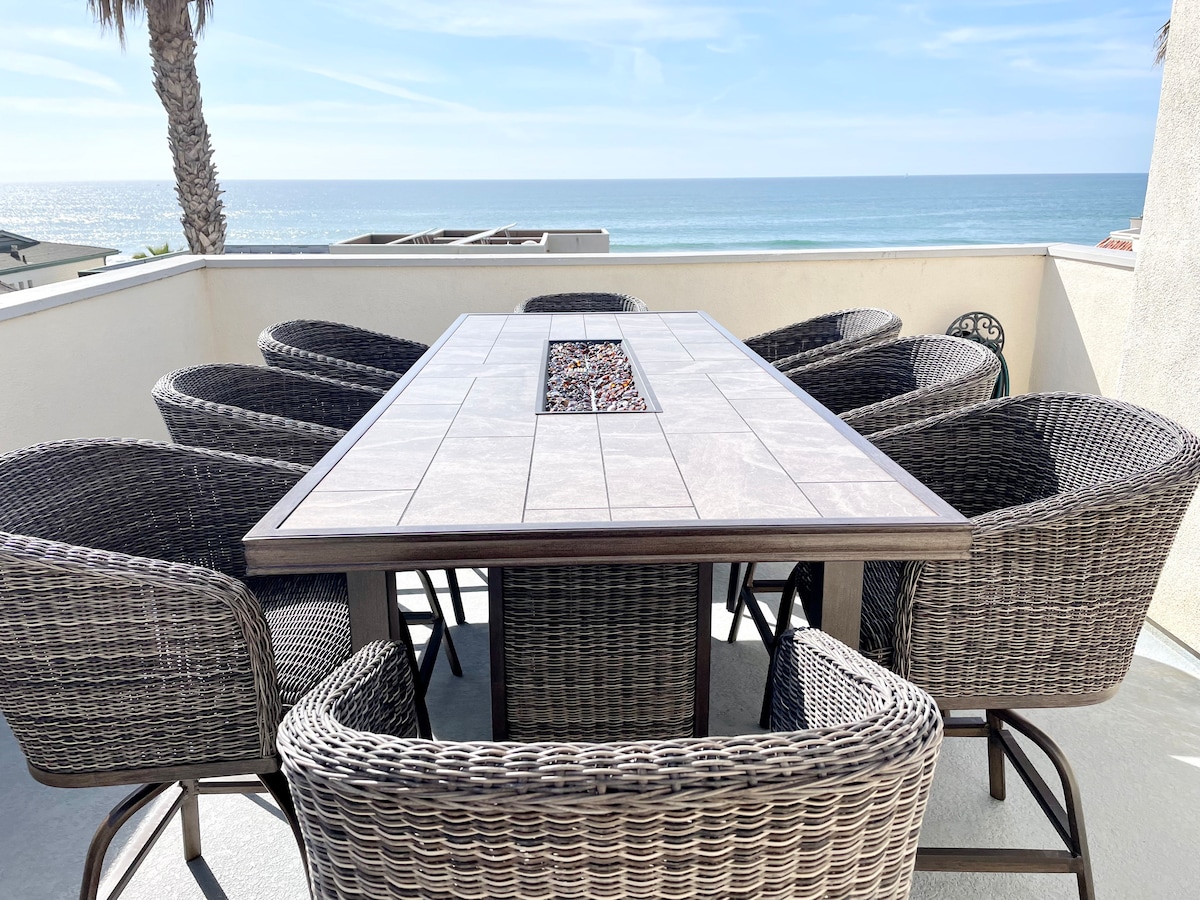 Oceanside beach home w/nice ocean view, AC & EVC! image 3
