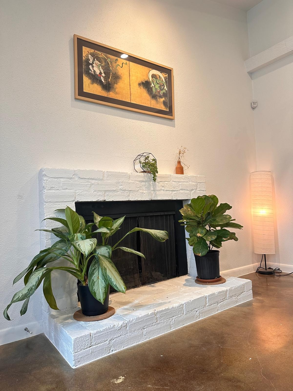 royal-retreat-luxe-2br-or-5-mins-to-downtown/