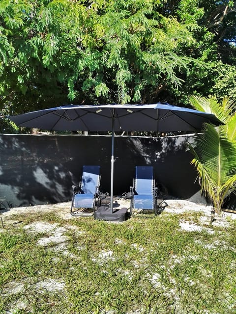 Tropical Getaway-Fully Stocked 2-BR Compound