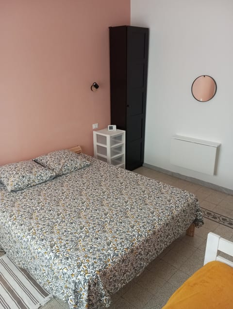 Cozy Private Room in Rome image 2