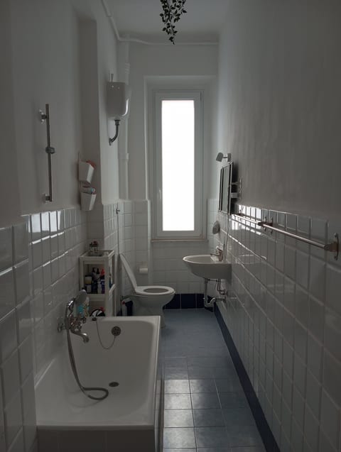 Cozy Private Room in Rome image 3