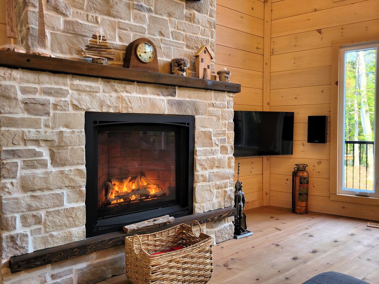 le-boreal-seasonal-rental-in-saint-adolphe/