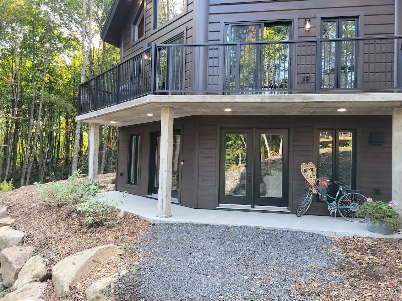 le-boreal-seasonal-rental-in-saint-adolphe/