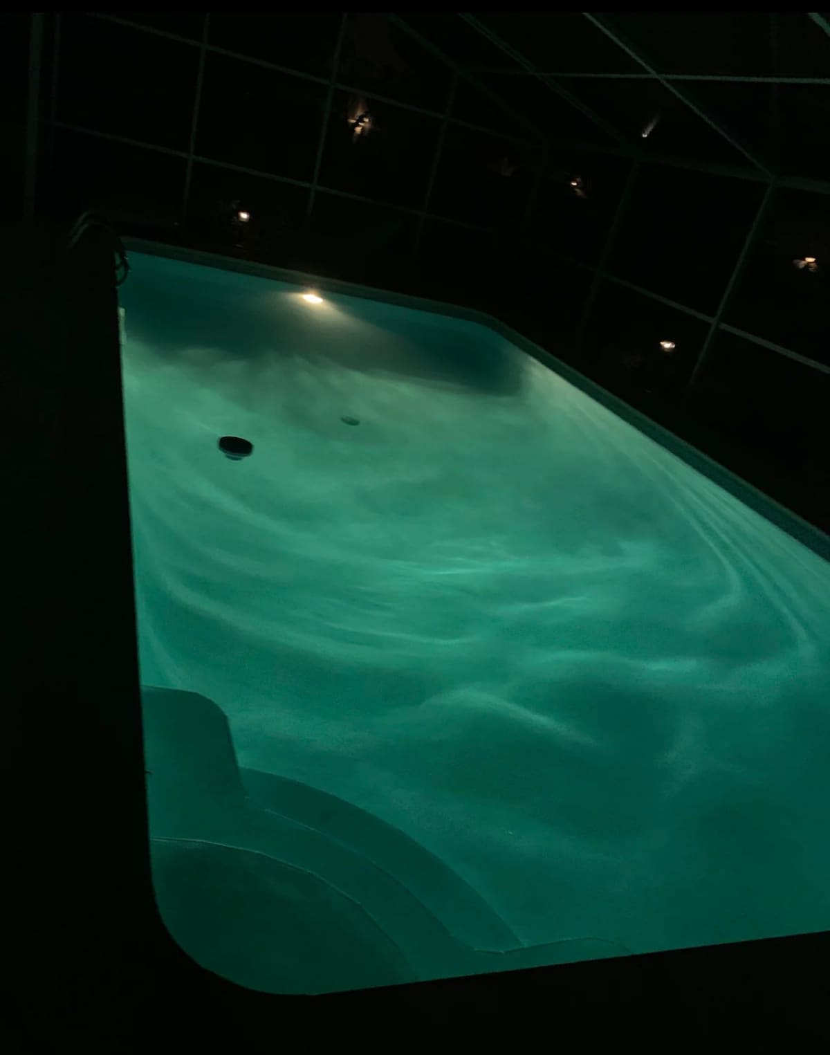 captain's-quarters~airportbeachusssasportcomplex/