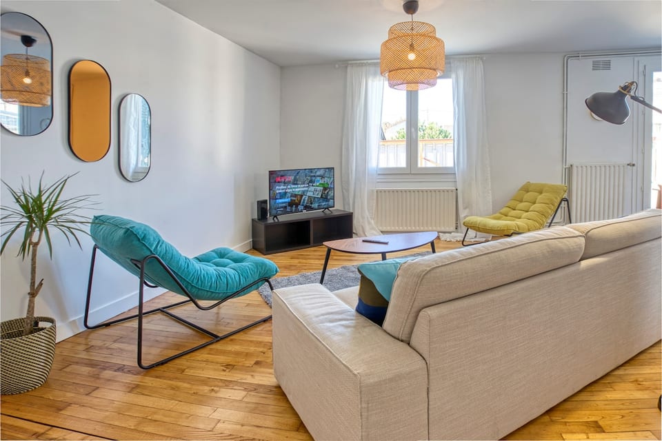 4BR 1000sq² The Chic Haven calm comfort image 1